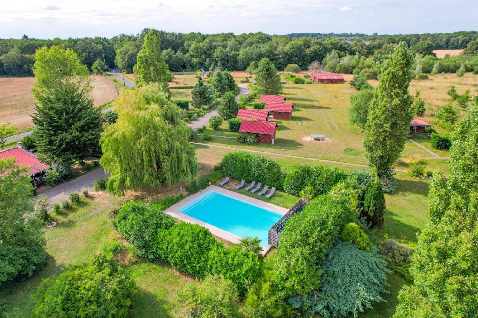 Les Cabanes Parisiennes - Chalets 1H30 From Paris - 62P แซนต์-เชอเนอวีแยร์-เดส์-บัวส์ ภายนอก รูปภาพ